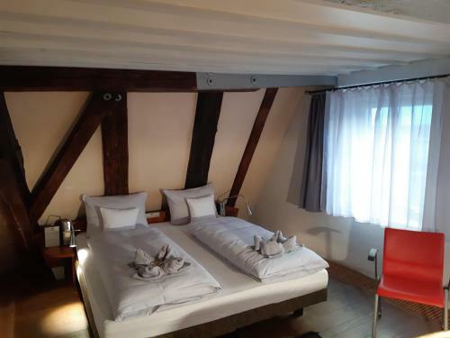 Hotel Schiefes Haus