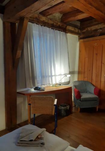 Hotel Schiefes Haus