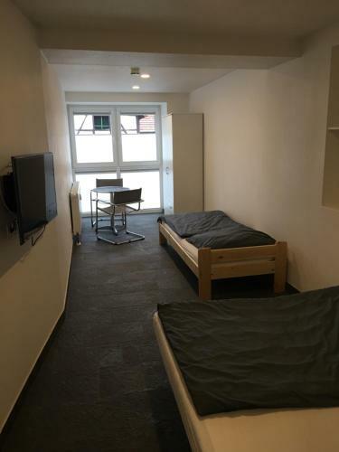 Apartamento Ferienwohnungen & Monteurunterkunft "mainbogen-blick"