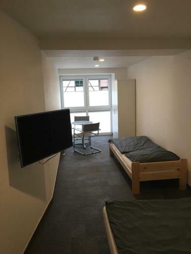 Apartamento Ferienwohnungen & Monteurunterkunft "mainbogen-blick"