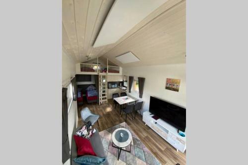 Tiny House / Ferienhaus Im Vareler Hafen