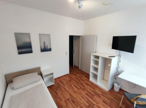 Hotel G�stehaus Am Bahnhof , Kontaktloser 24 Self Check In
