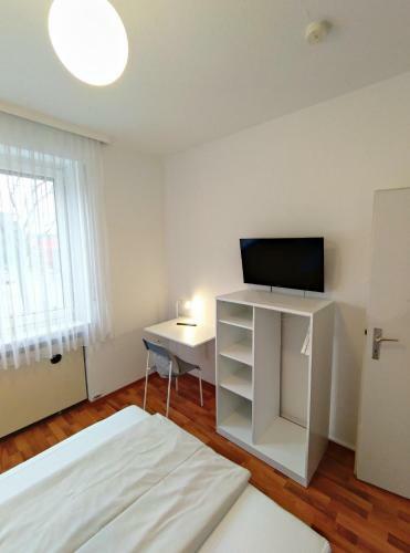 Hotel G�stehaus Am Bahnhof , Kontaktloser 24 Self Check In