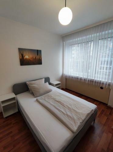 Hotel G�stehaus Am Bahnhof , Kontaktloser 24 Self Check In