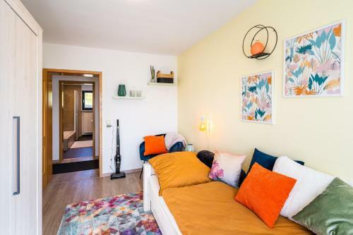 Jura Apartments
