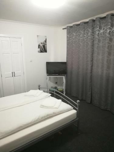 Hostal Royal Guest House II