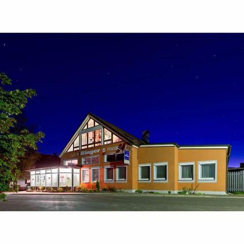 Hostal Cafe Und Pension Ringer