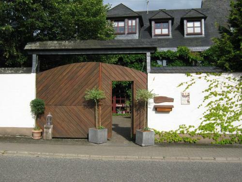 Hotel Stierstall-suite Pension Wahlenau