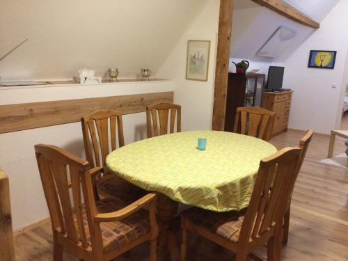 Apartamento Ferienwohnung Waldsee