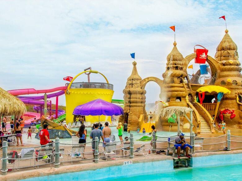 Hotel Schlitterbahn Beach Resort & Waterpark