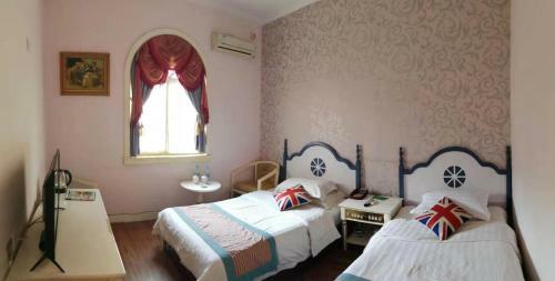 Royal Garden Hotel