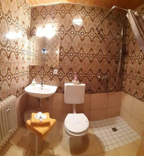 Albergue Hotel Burgberg