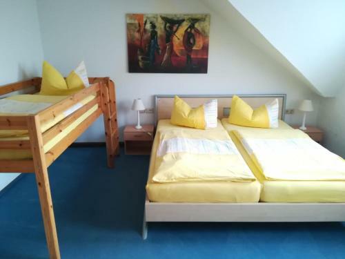 Bed & Breakfast Kyffh�userhotel "goldene Aue"