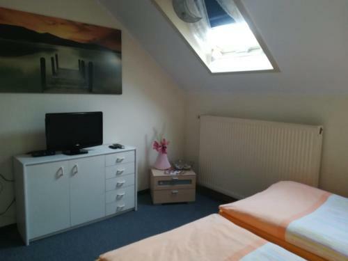 Bed & Breakfast Kyffh�userhotel "goldene Aue"