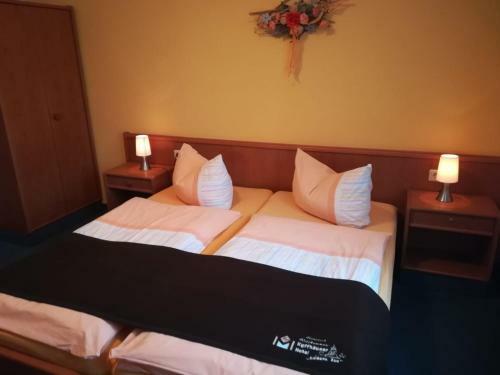 Bed & Breakfast Kyffh�userhotel "goldene Aue"