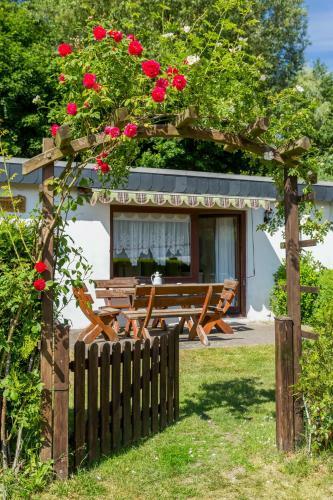 Ostsee Bungalow Am Waldesrand