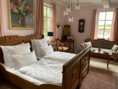 Liebevolles, Altes Schulhaus Im Vintage Stil