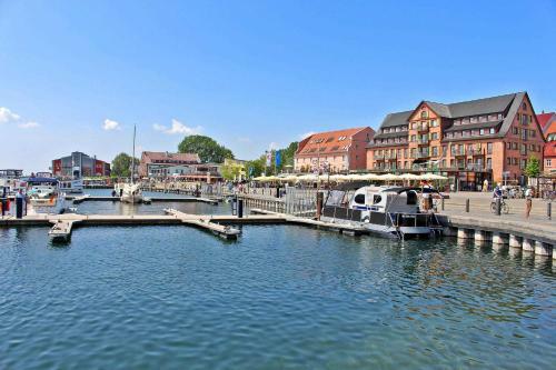 Apartamento Ferienhaus Waren Mueritz See 10741