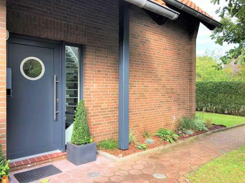 8er Huus Wangarou