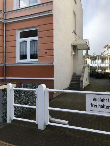 Apartamento Ferienwohnung Seeadler Warnem�nde