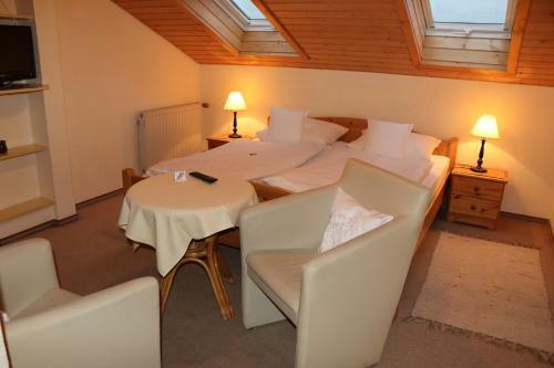 Hostal Gasthof Z�llner