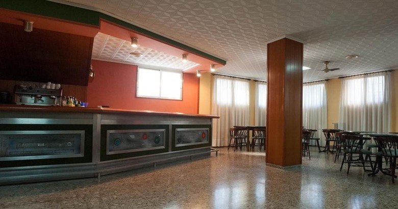 Hotel Hostal Garamar