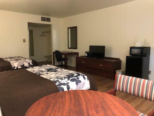 Hotel Budget Host Sheridan