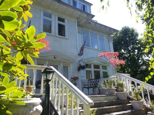 Hostal Balfour House