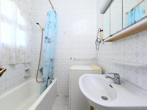 Apartment Kathy II Llan�a