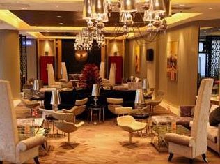 Hotel Ramada Bells Tower