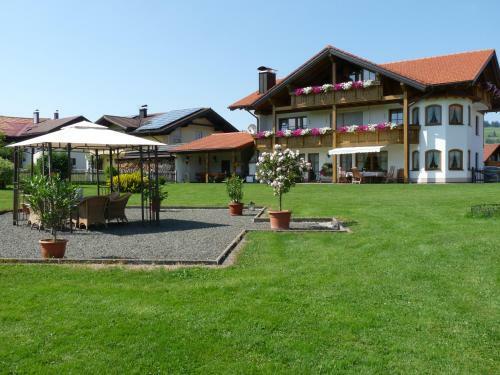 Hostal G�stehaus "zur Schmiede"