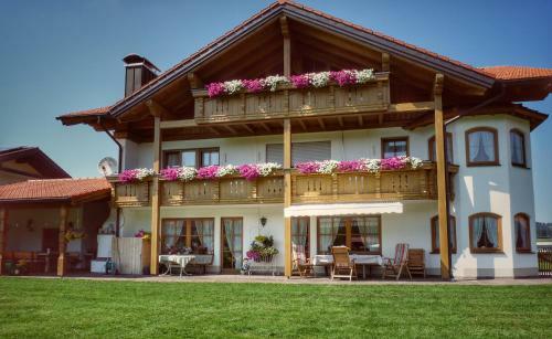 Hostal G�stehaus "zur Schmiede"