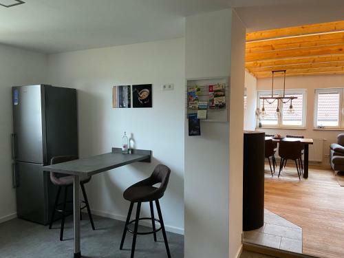 Apartamentos Ferienwohnung Zur Rh�n Tischlerei
