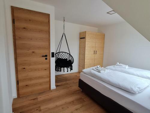 Apartamentos Ferienwohnung Zur Rh�n Tischlerei