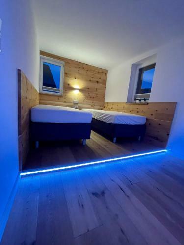 Apartamentos Ferienwohnung Zur Rh�n Tischlerei