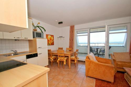 Apartamento Hafenh�user Wiek Fewo 03 Balkon, Meerblick