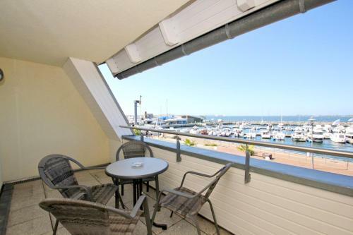 Apartamento Hafenh�user Wiek Fewo 03 Balkon, Meerblick