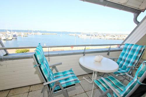 Apartamento Hafenh�user Wiek Fewo 09 Balkon, Meerblick