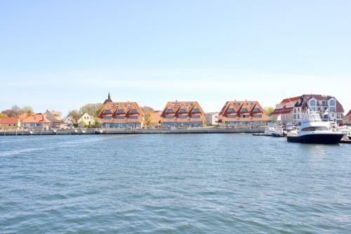 Apartamento Hafenh�user Wiek Fewo 09 Balkon, Meerblick