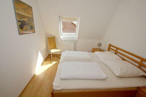 Apartamento Hafenh�user Wiek Fewo 09 Balkon, Meerblick