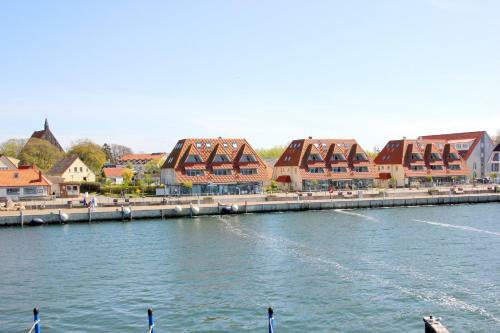Apartamento Hafenh�user Wiek Fewo 09 Balkon, Meerblick