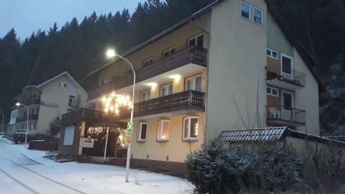 Haus Mena Apartments