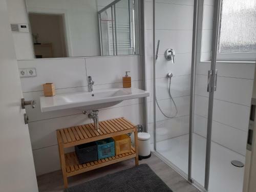 Apartamento Ferienwohnung Am Enzufer