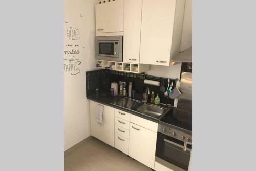 Apartamento Central, Modern, Mit Gro�em Balkon Checkin123