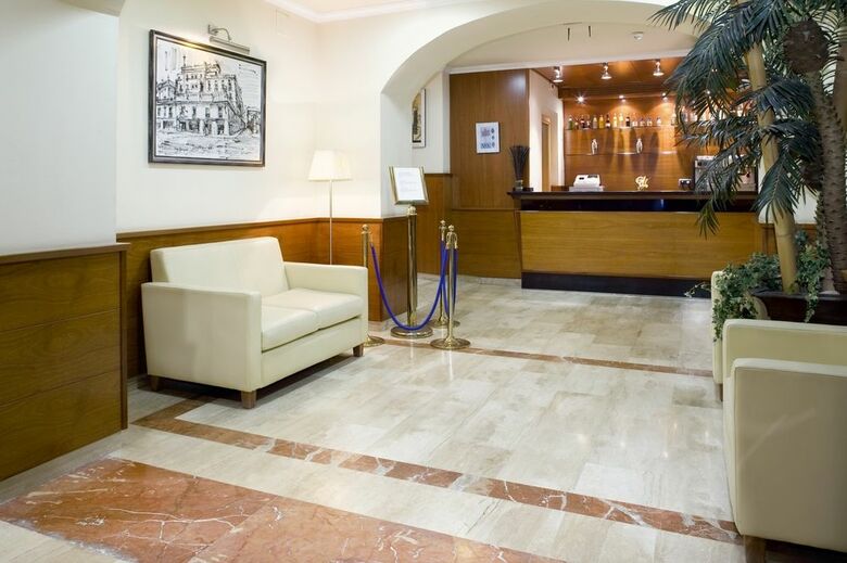 Hotel Oasis
