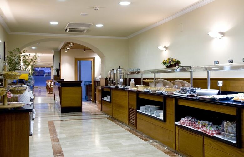 Hotel Oasis