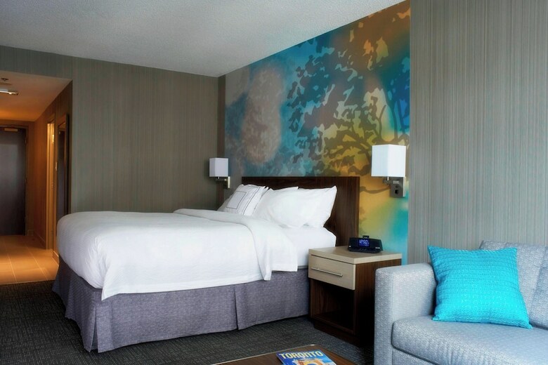 Hotel Courtyard By Marriott Downtown Toronto
