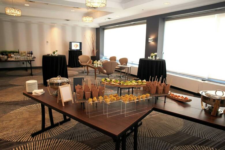 Hotel Courtyard By Marriott Downtown Toronto