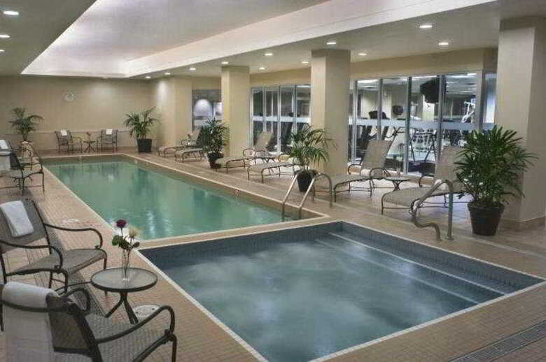 Hotel Courtyard By Marriott Downtown Toronto