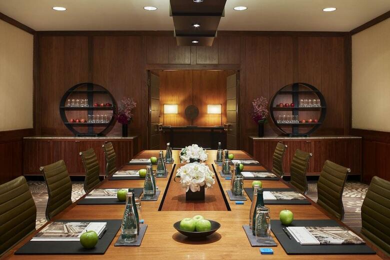 Four Seasons Hotel Vancouver